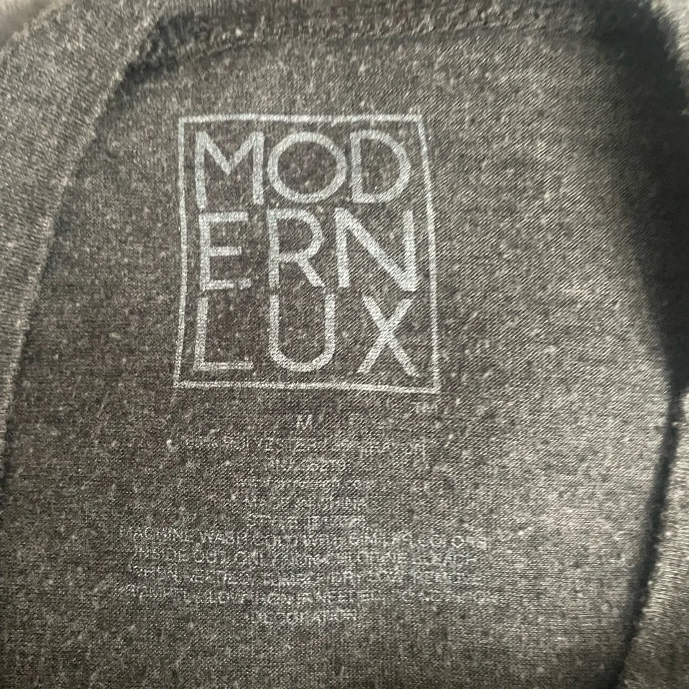 Modern Lux Charcoal Tee - Picture 2 of 3